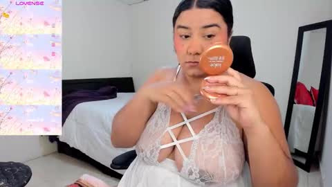 Snapshot of mariamcastillo chatting on 03/02/26, 06:04 Mariam Castiblanco online show from 03/02/26, 06:04
