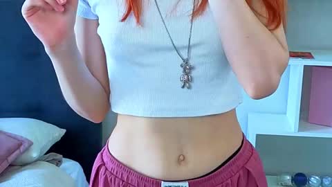 My name is Molly this is my first day online show from 04/26/26, 04:21