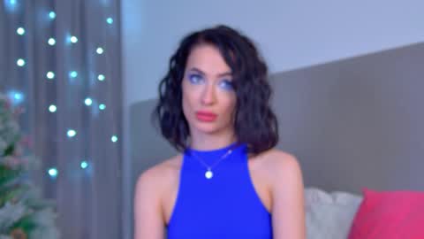 Snapshot of mariamenson chatting on 12/25/24, 02:46 MariaMenson online show from 12/25/24, 02:46