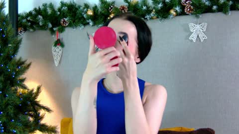 Snapshot of mariamenson chatting on 12/29/24, 06:27 MariaMenson online show from 12/29/24, 06:27