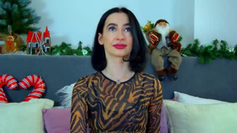 Snapshot of mariamenson chatting on 01/13/25, 06:38 MariaMenson online show from 01/13/25, 06:38