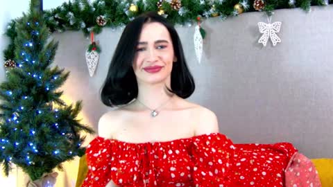 Snapshot of mariamenson chatting on 01/17/25, 09:28 MariaMenson online show from 01/17/25, 09:28