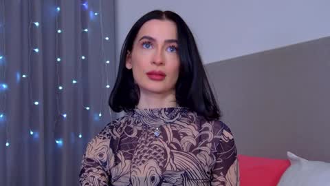 Snapshot of mariamenson chatting on 01/18/25, 11:22 MariaMenson online show from 01/18/25, 11:22