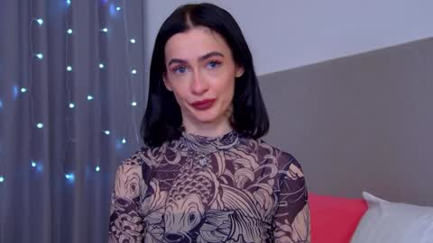 Snapshot of mariamenson chatting on 01/19/25, 02:25 MariaMenson online show from 01/19/25, 02:25
