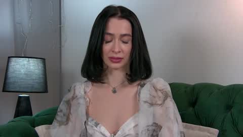 Snapshot of mariamenson chatting on 01/22/25, 12:48 MariaMenson online show from 01/22/25, 12:48