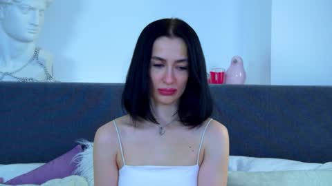 Snapshot of mariamenson chatting on 02/01/25, 03:41 MariaMenson online show from 02/01/25, 03:41