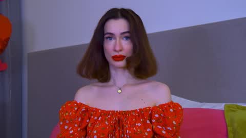 Snapshot of mariamenson chatting on 02/26/25, 12:49 MariaMenson online show from 02/26/25, 12:49