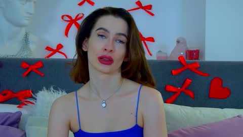 Snapshot of mariamenson chatting on 03/05/25, 04:56 MariaMenson online show from 03/05/25, 04:56
