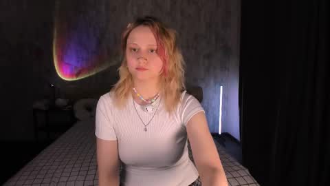 Snapshot of mariamilkis chatting on 02/23/25, 07:38 Maria online show from 02/23/25, 07:38