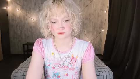 Snapshot of mariamilkis chatting on 02/03/26, 12:09 Maria online show from 02/03/26, 12:09