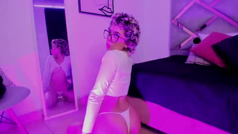 Marian online show from 01/24/25, 03:32