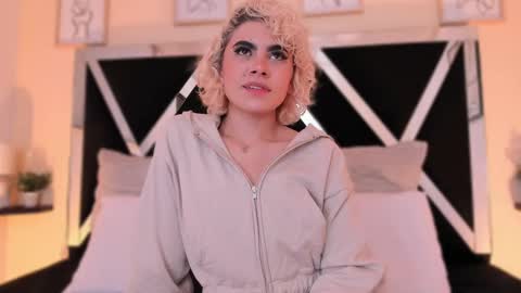 Marian online show from 09/27/25, 02:38