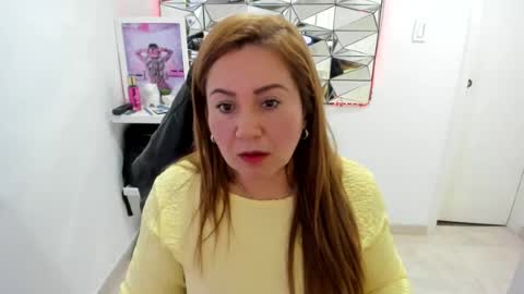 mariana01_m online show from 06/22/26, 12:57