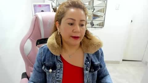 mariana01_m online show from 06/25/26, 11:48