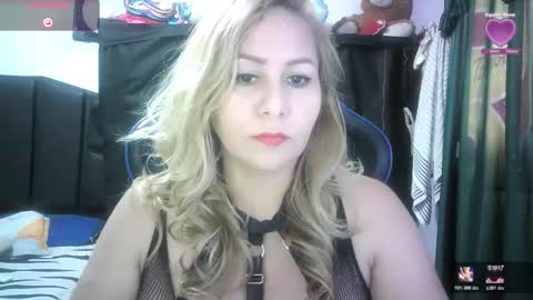 mariana995649 online show from 10/26/25, 12:33
