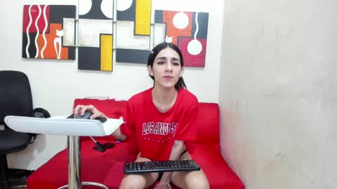 mariana_16_ online show from 01/28/25, 01:29