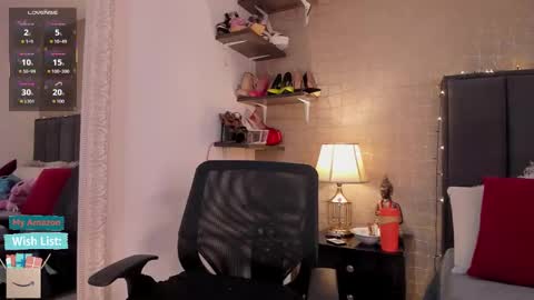 Snapshot of mariana_c chatting on 01/09/26, 03:04 Mar y online show from 01/09/26, 03:04