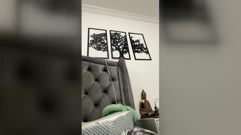 Snapshot of mariana_c chatting on 02/26/26, 02:05 Mar y online show from 02/26/26, 02:05