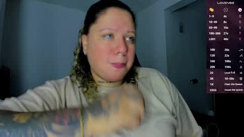 Snapshot of mariana_smittt chatting on 01/06/25, 12:27   Independent Model online show from 01/06/25, 12:27