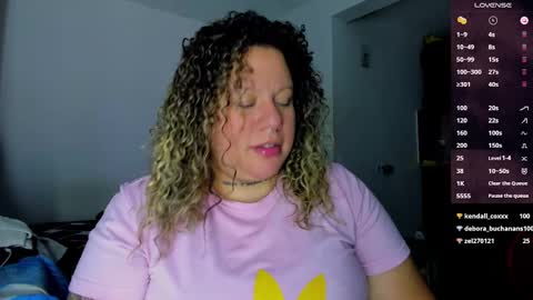 Snapshot of mariana_smittt chatting on 01/11/25, 04:27   Independent Model online show from 01/11/25, 04:27