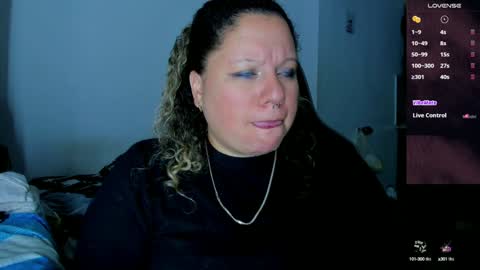Snapshot of mariana_smittt chatting on 01/22/25, 02:59   Independent Model online show from 01/22/25, 02:59