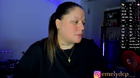 Snapshot of mariana_smittt_ chatting on 07/19/26, 11:52 Mariana is back D online show from 07/19/26, 11:52