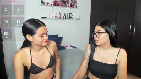 MARIANA Y VALENTINA online show from 11/07/25, 11:10