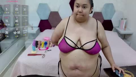 mariana online show from 04/30/26, 04:13