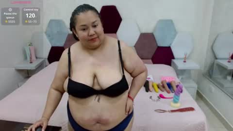 mariana online show from 07/27/26, 05:09
