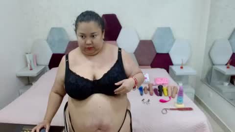 mariana online show from 08/08/26, 05:37