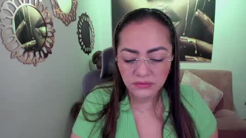 Mariana Lopez online show from 05/02/26, 11:54