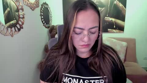 Mariana Lopez online show from 05/10/26, 01:22