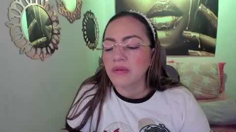 Mariana Lopez online show from 06/14/26, 11:51