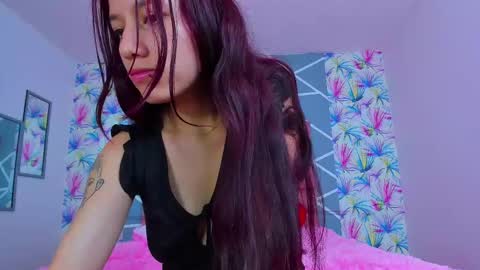 Snapshot of marianamanson chatting on 03/10/25, 01:12 Mariana Manson online show from 03/10/25, 01:12