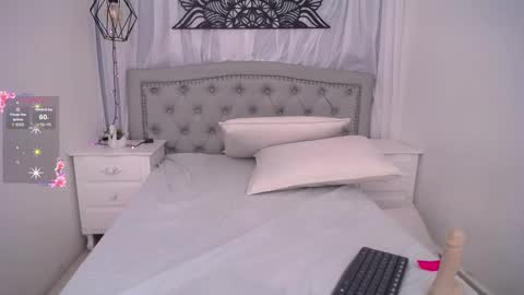 Snapshot of marianasanz chatting on 03/02/25, 03:37 Mariana online show from 03/02/25, 03:37