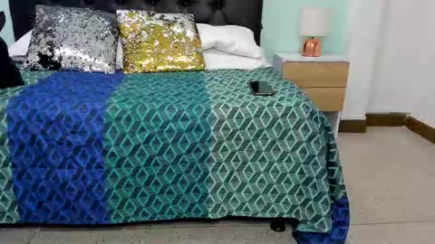 Marianee Rousse  online show from 12/05/25, 11:30