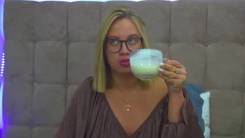 Maria online show from 11/29/25, 07:06