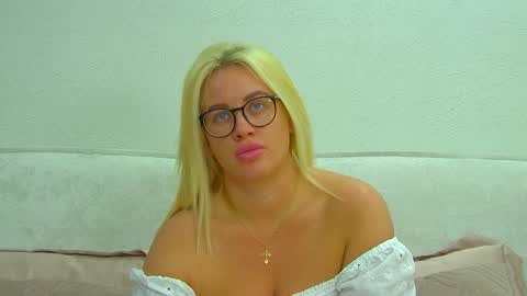 Maria online show from 05/02/26, 06:24