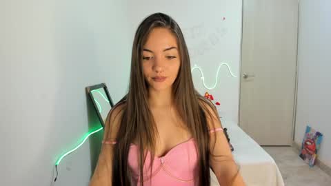 Mariangel online show from 12/14/24, 11:01