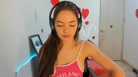 Mariangel online show from 02/17/25, 08:36