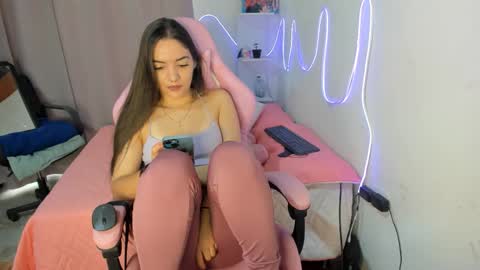 Mariangel online show from 09/15/25, 10:10