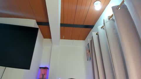 Mariangel online show from 09/30/25, 10:37