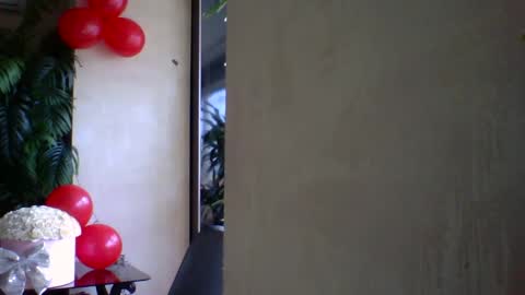 Snapshot of marianna1977 chatting on 02/14/25, 11:10 marianna1977 online show from 02/14/25, 11:10