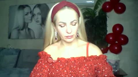 Snapshot of marianna1977 chatting on 02/16/25, 01:14 marianna1977 online show from 02/16/25, 01:14