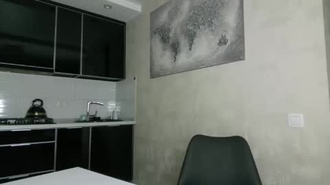 Snapshot of marianna1977 chatting on 09/16/25, 06:42 marianna1977 online show from 09/16/25, 06:42