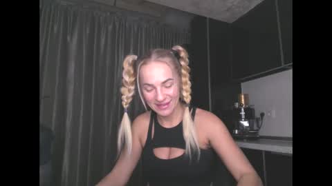 Snapshot of marianna1977 chatting on 02/01/26, 07:23 marianna1977 online show from 02/01/26, 07:23