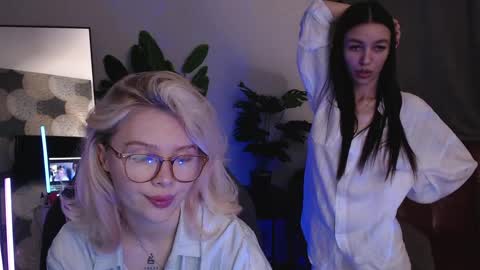 Snapshot of marianna_meow246 chatting on 04/16/26, 07:14 marianna_meow246 online show from 04/16/26, 07:14