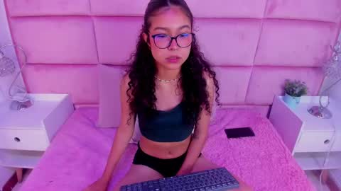 marianna_ray_ online show from 02/13/25, 12:32