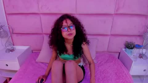 marianna_ray_ online show from 02/17/25, 12:27