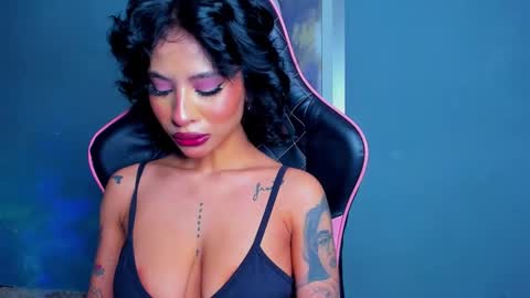 M A R I A N E online show from 01/20/25, 04:10